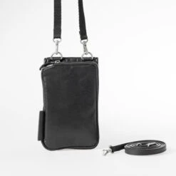 Aunts & Uncles Jamies Orchard Cloudberry Phone Bag Jet Black -Ospre Winkel image 1072