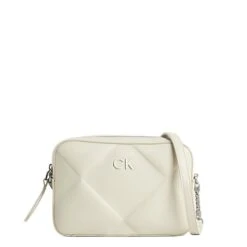 Calvin Klein Re-Lock Quilt Camera Dk Ecru