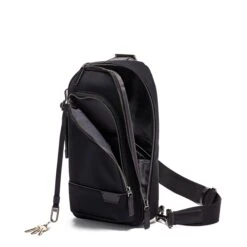 Tumi Harrison Gregory Sling Black 11 Tumi Harrison Gregory Sling Black -Ospre Winkel image 1437