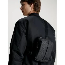 Calvin Klein Rubberized Conv Repo Black Uv Mono -Ospre Winkel image 1605