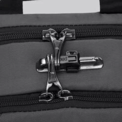 Pacsafe Metrosafe X Anti-Theft Vertical Crossbody Slate -Ospre Winkel image 1648