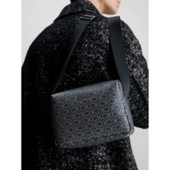 Calvin Klein Ck Must Camera Bag Black Classic Mono 9 Calvin Klein Ck Must Camera Bag Black Classic Mono -Ospre Winkel image 1666