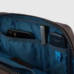 Piquadro Harper IPad Crossbody Bag Blue 12 Piquadro Harper IPad Crossbody Bag Blue -Ospre Winkel image 1772
