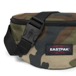 Eastpak Springer Camo -Ospre Winkel image 2677