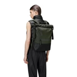 Rains Trail Rolltop Backpack W3 Green -Ospre Winkel image 295